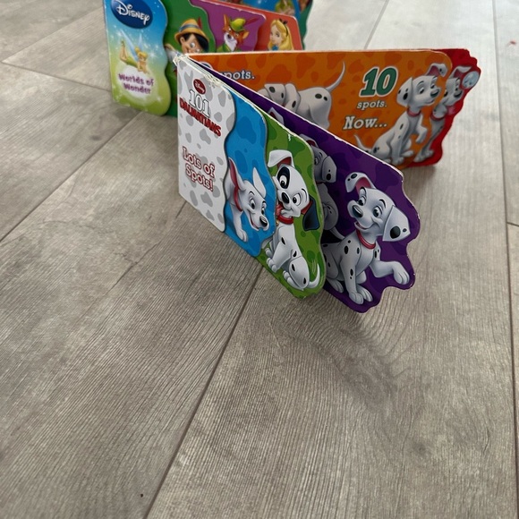 Disney Board Books set of two - Picture 3 of 4